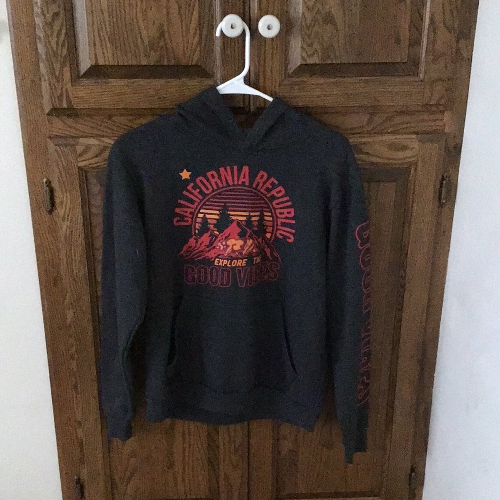 “ ‘California Republic Explore the GOOD VIBES’ “ Hoodie.